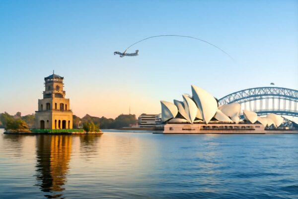 Hình ảnh ghép nối Tháp Rùa Hồ Gươm Hà Nội và Nhà hát Opera Sydney Úc.