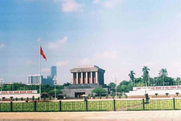 top 5 cong ty du lich tai quan ba dinh ha noi