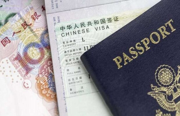 visa Trung Quốc nhiều lần cùng hộ chiếu và tiền tệ Trung Quốc