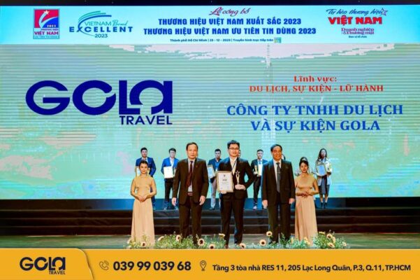 Gola Travel Có Uy Tín Không? Tổng Hợp Đánh Giá Từ Khách Hàng 2026 14 Đại diện Gola Travel vinh dự nhận giải thưởng 'Thương hiệu Việt Nam xuất sắc 2023' tại lễ công bố, khẳng định vị thế uy tín trong lĩnh vực du lịch và sự kiện.