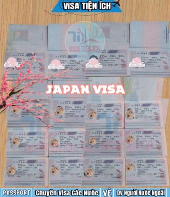 Visa Tiện Ích Có Uy Tín Không? Tổng Hợp Đánh Giá Từ Khách Hàng 2026 12 Hình ảnh nhiều hộ chiếu được dán visa đi Nhật Bản thành công của khách hàng đã sử dụng dịch vụ tại Visa Tiện Ích.