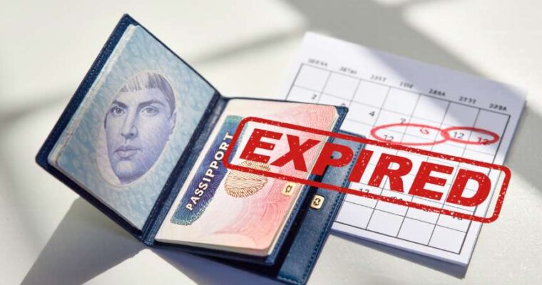 Hộ chiếu có visa Trung Quốc đã hết hạn, cảnh báo hậu quả của việc ở lại quá hạn.